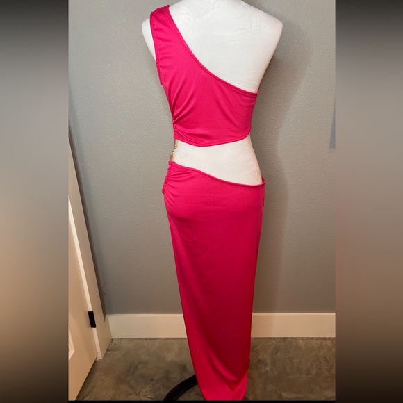 Dress with opens - Picture 3 of 3